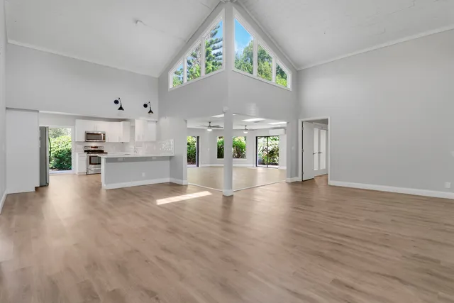 $700,000 | 13886 Whispering Lakes Lane, Palm Beach Gardens, FL 33418