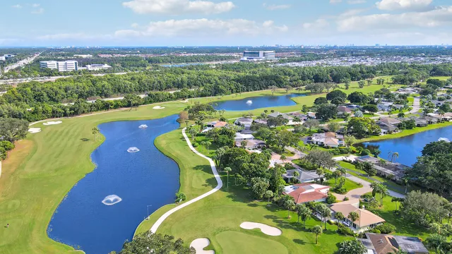 $700,000 | 13886 Whispering Lakes Lane, Palm Beach Gardens, FL 33418