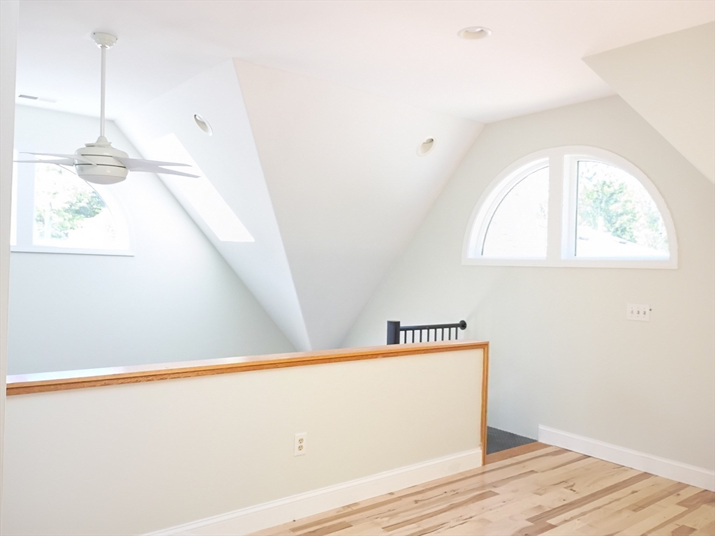 106 R Main Street Newbury, MA 01922 - Photo 19 of 32