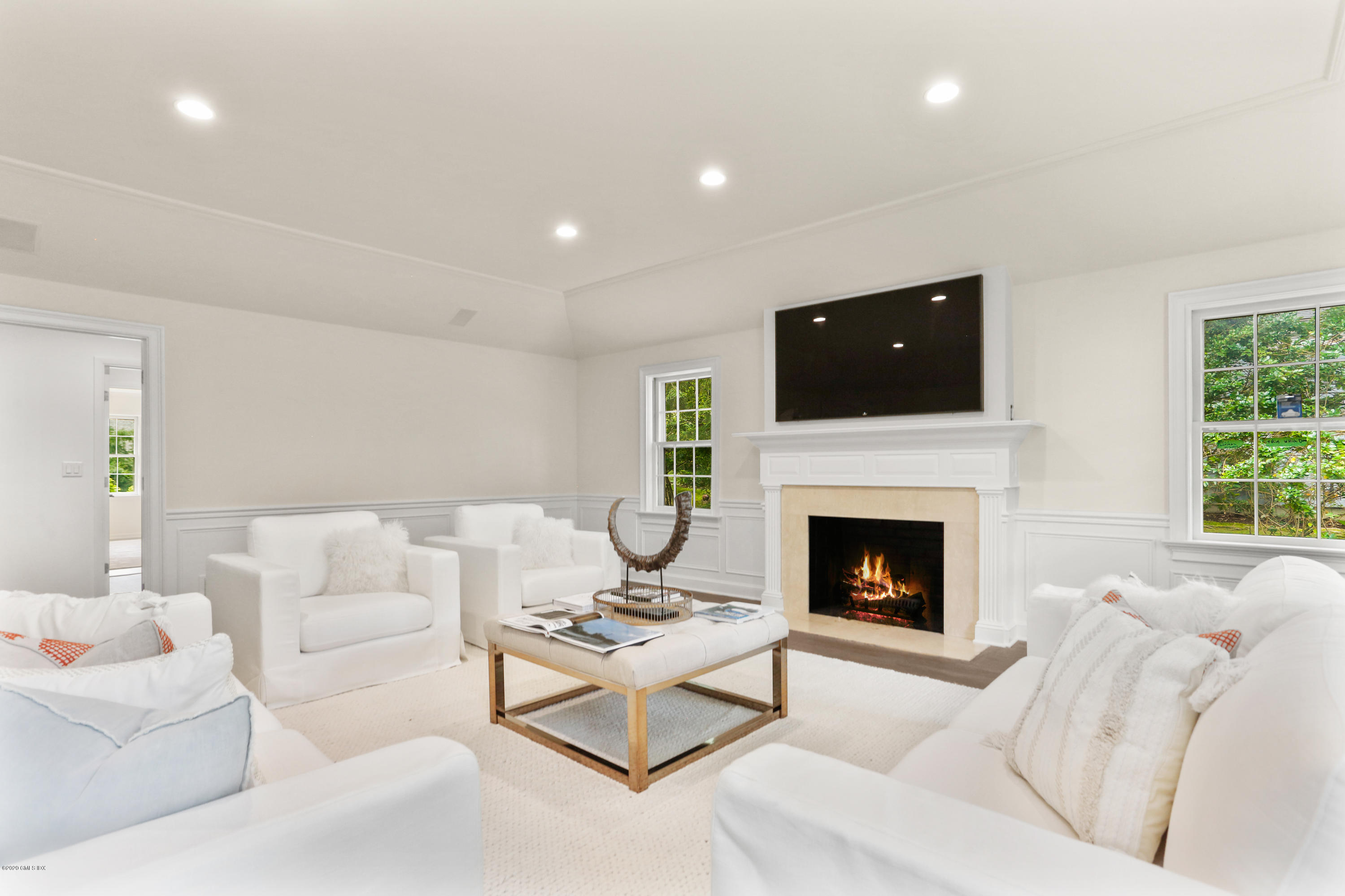 15 Widgeon Way Greenwich, CT 06830 - Photo 13 of 18 15 Widgeon Way Family Room 2