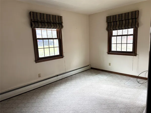 $285,300 | 284 Ridgefield Road, Endicott, NY 13760