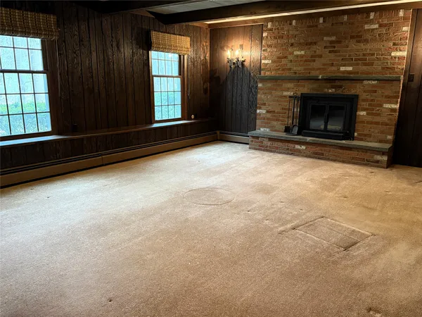 $285,300 | 284 Ridgefield Road, Endicott, NY 13760