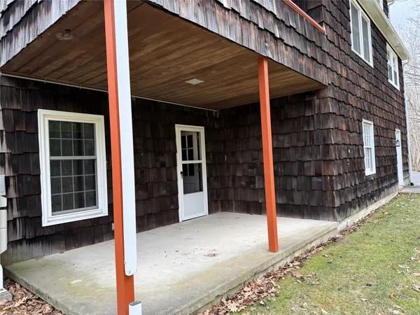 $285,300 | 284 Ridgefield Road, Endicott, NY 13760