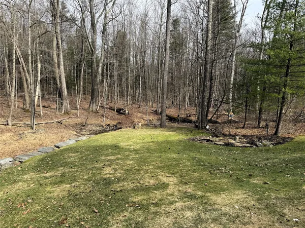 $285,300 | 284 Ridgefield Road, Endicott, NY 13760