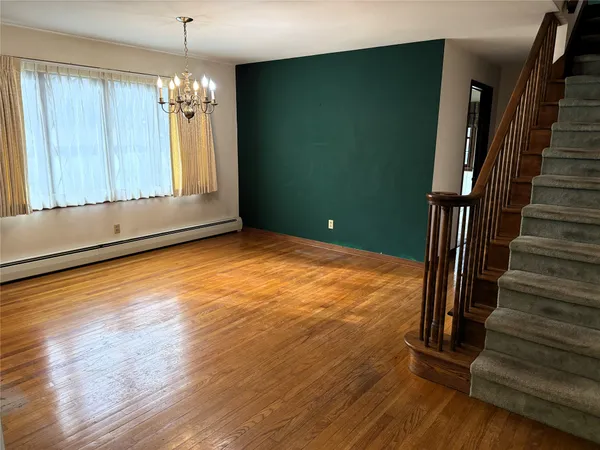 $285,300 | 284 Ridgefield Road, Endicott, NY 13760