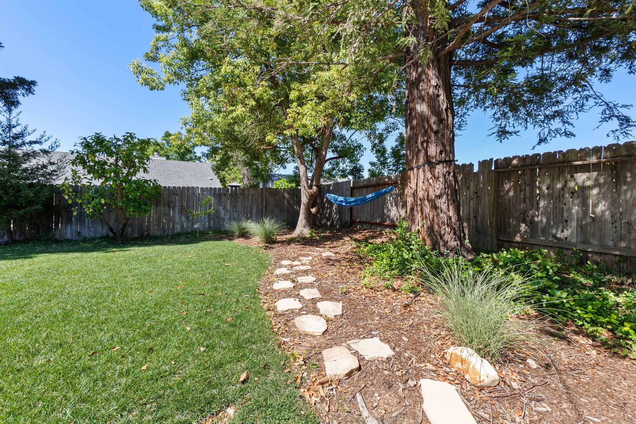 2178 Hemingway Street Redding, CA 96003 - Photo 36 of 45 36-web-or-mls-BiggerFlow Real Estate Med