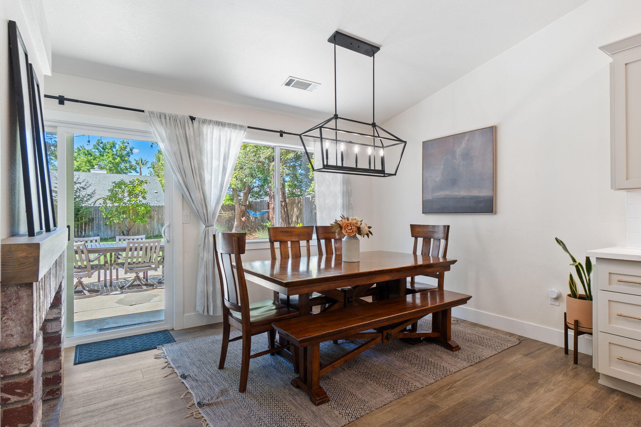 2178 Hemingway Street Redding, CA 96003 - Photo 10 of 45 10-web-or-mls-BiggerFlow Real Estate Med