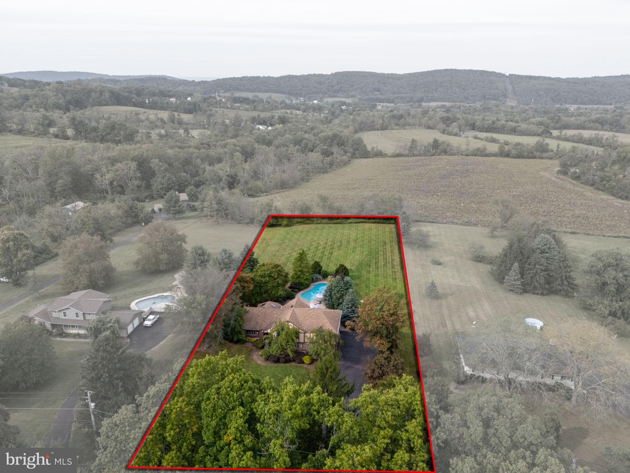 1995 Peppermint Road Coopersburg, PA 18036 - Photo 67 of 67 a view of a pathway with a yard