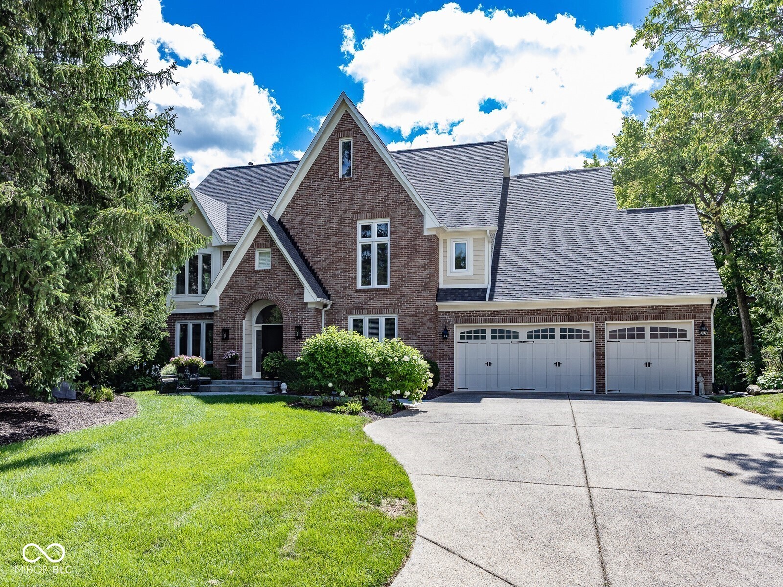 8635 Sturgeon Bay Lane Indianapolis, IN 46236 - Photo 3 of 82