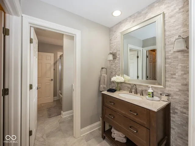 $1,795,000 | 8635 Sturgeon Bay Lane, Indianapolis, IN 46236