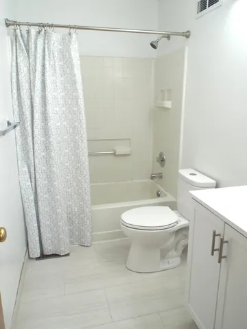 $275,000 | 1663 Liberty Street, Hanover Park, IL 60133