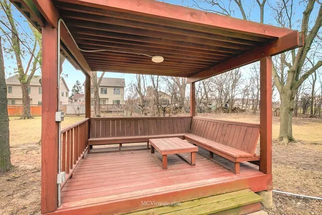 $275,000 | 1663 Liberty Street, Hanover Park, IL 60133