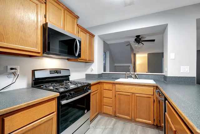 $275,000 | 1663 Liberty Street, Hanover Park, IL 60133