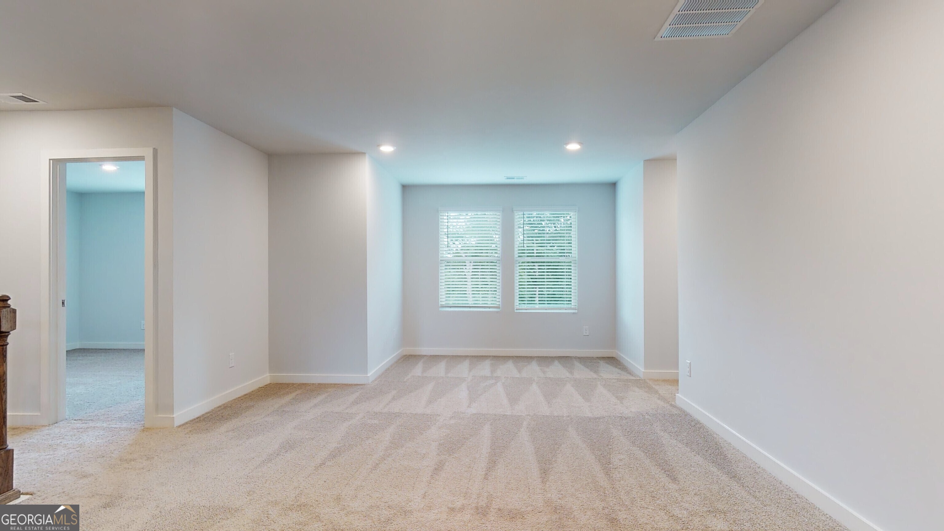 334 Jarrett Street Fairburn, GA 30213 - Photo 7 of 32