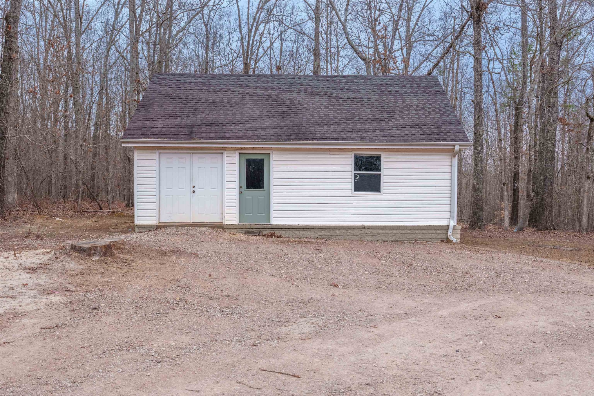 6211 Gilchrist Road Cypress Inn, TN 38452 - Photo 3 of 34