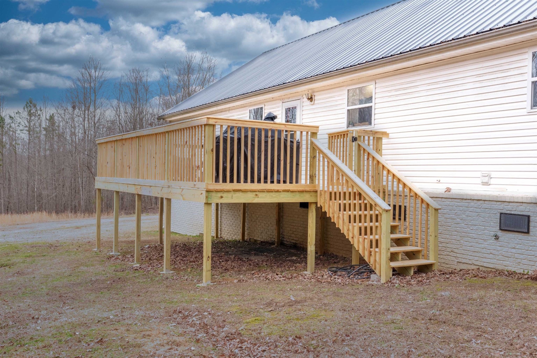 6211 Gilchrist Road Cypress Inn, TN 38452 - Photo 5 of 34