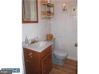 1331 Parklane Road Swarthmore, PA 19081 - Photo 6 of 12