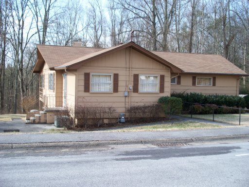 100 Euclid Circle Oak Ridge, TN 37830 - Photo 1 of 1 Primary Photo