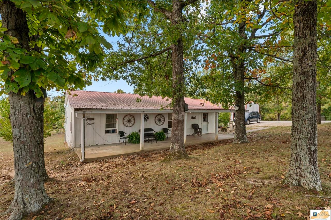 802 Sandstone Ridge Road Bonnieville, KY 42713 - Photo 23 of 29 Gallery Image 23
