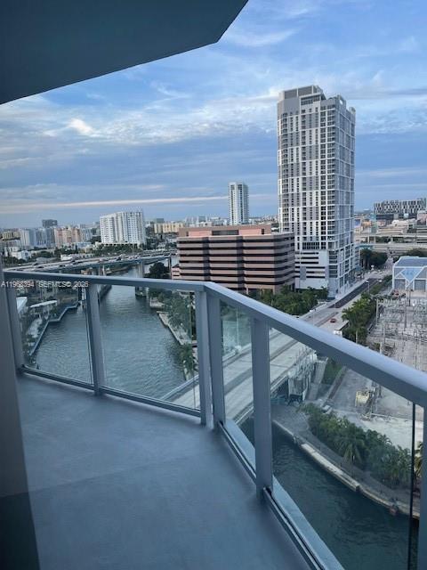 185 Southwest 7th Street, Unit 1605 Miami, FL 33130 - Photo 3 of 22