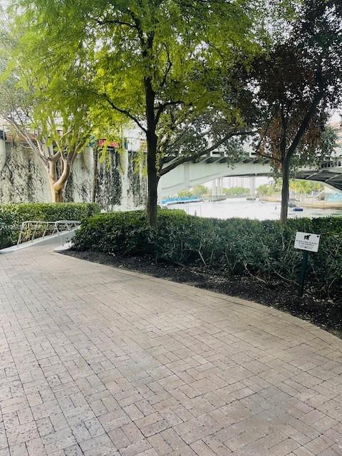 185 Southwest 7th Street, Unit 1605 Miami, FL 33130 - Photo 9 of 22 a view of a yard with plants and trees
