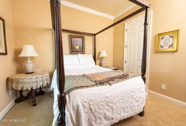 $635,000 | 308 Pinehurst Circle, Ridgeland, MS 39157