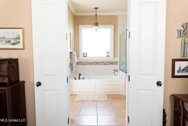 $635,000 | 308 Pinehurst Circle, Ridgeland, MS 39157