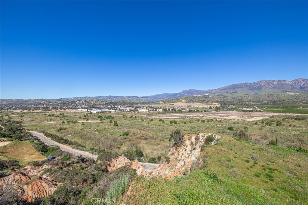 18500 South Mountain Road Santa Paula, CA 93060 - Photo 18 of 35 a view of an outdoor space and a yard
