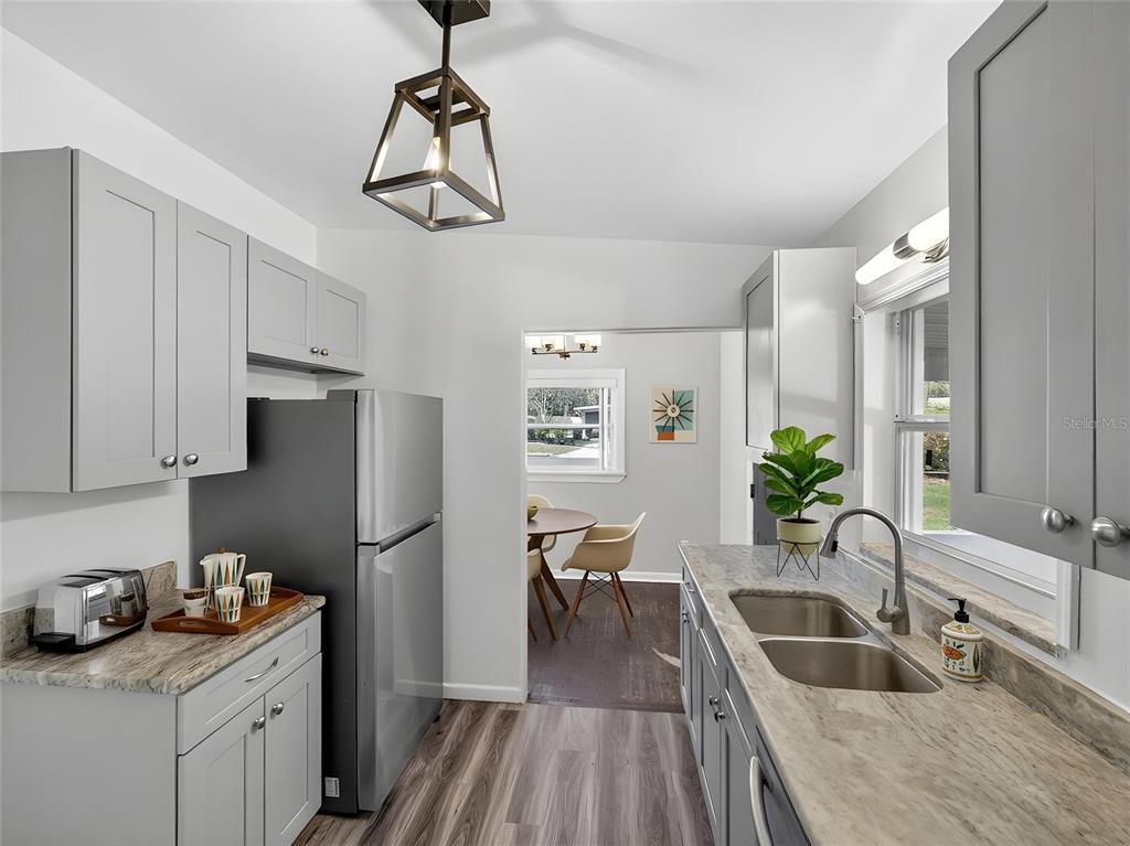 4708 Abaca Street Orlando, FL 32808 - Photo 4 of 39