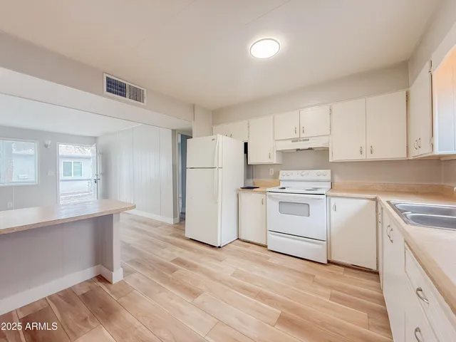 $795 | 3426 East Melvin Street, Unit E, Phoenix, AZ 85008