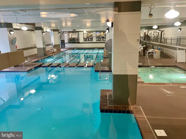 $390,000 | 205 Yoakum Parkway, Unit 823, Alexandria, VA 22304