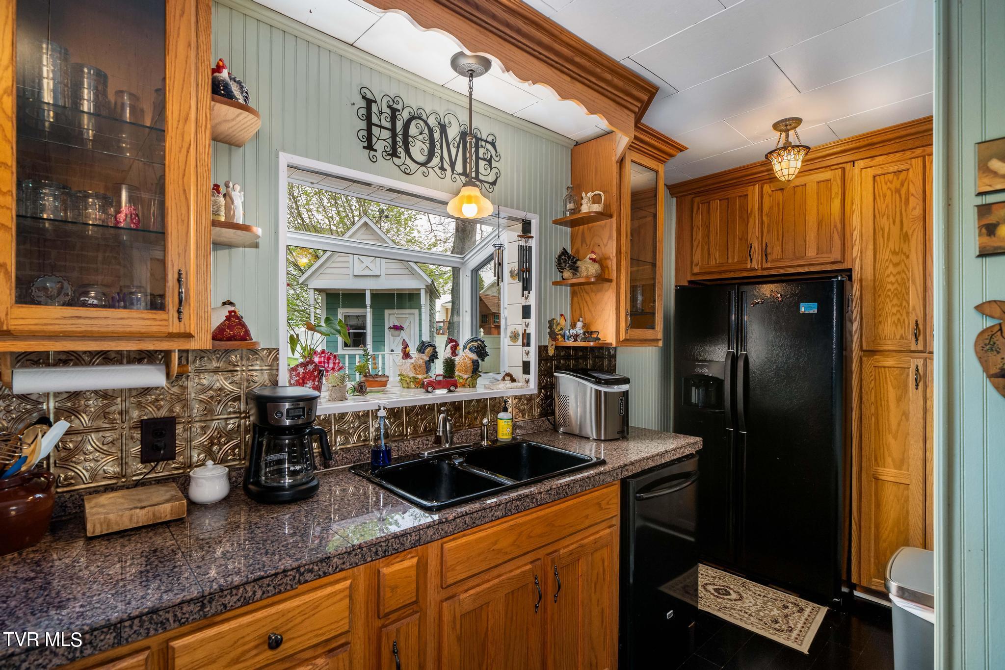 405 Gray Station Road Gray, TN 37615 - Photo 48 of 68 405 Gray Station Road (78 of 102)