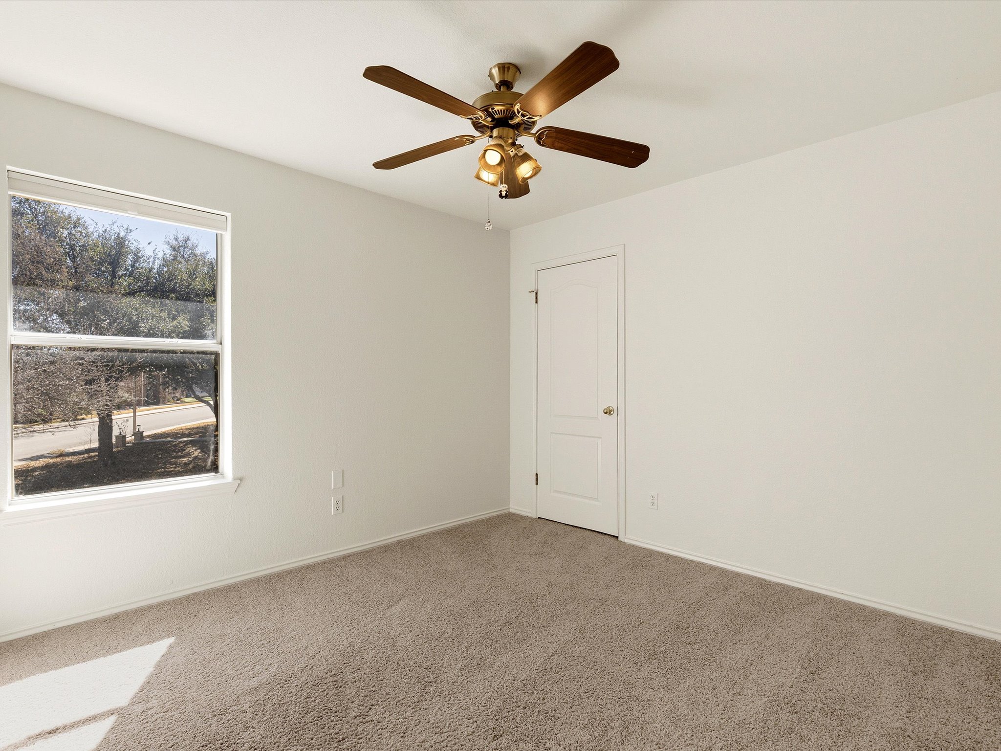 501 River Down Road Georgetown, TX 78628 - Photo 18 of 34