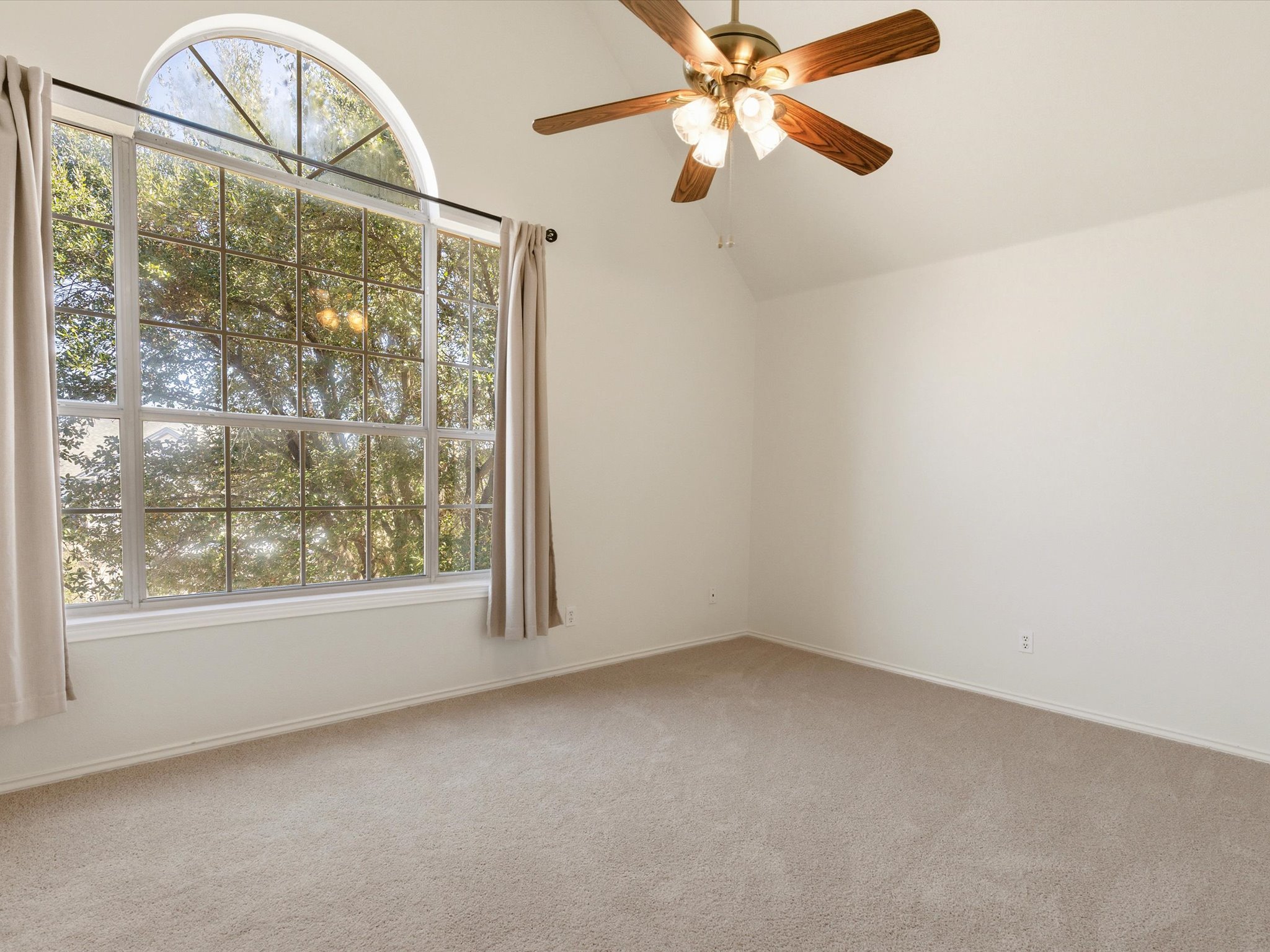 501 River Down Road Georgetown, TX 78628 - Photo 21 of 34