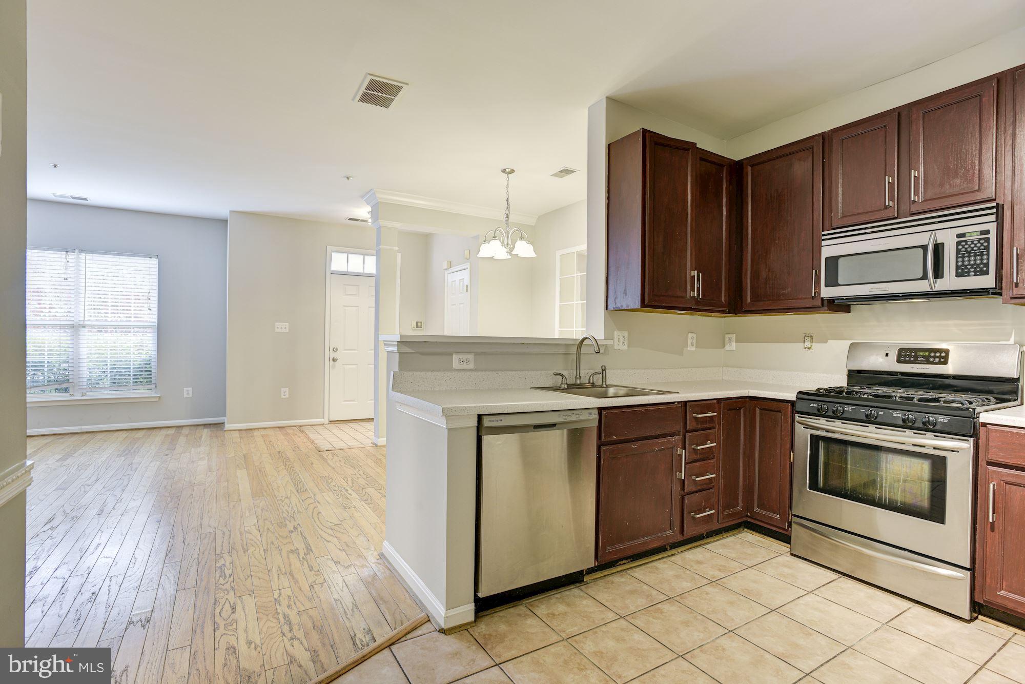 8714 Autumn Ridge Court Odenton, MD 21113 - Photo 15 of 43 Kitchen