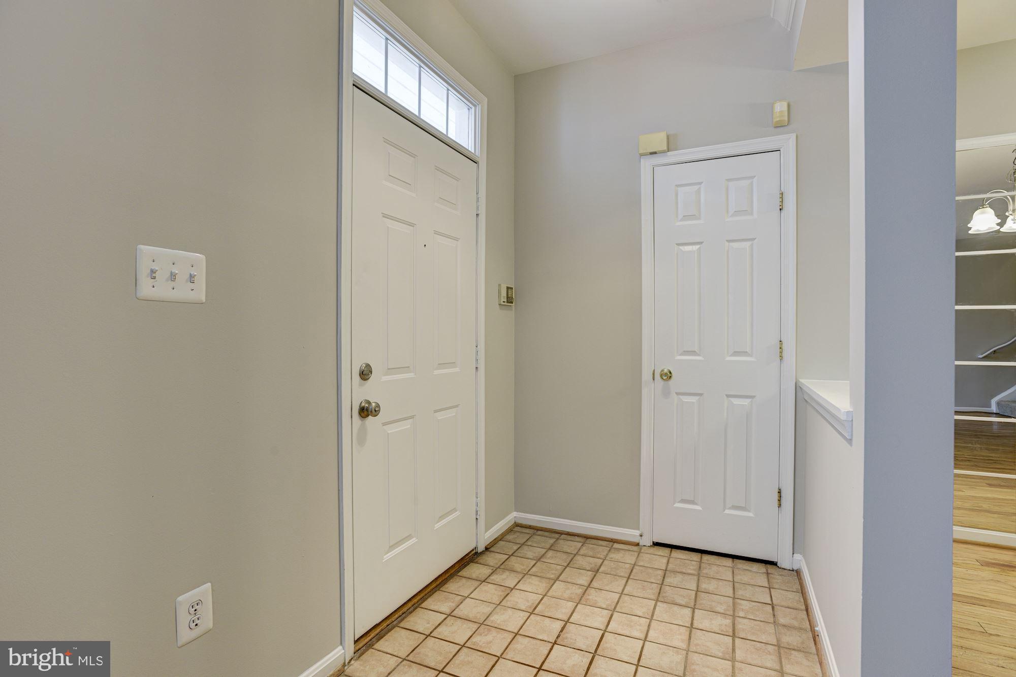 8714 Autumn Ridge Court Odenton, MD 21113 - Photo 5 of 43 Foyer