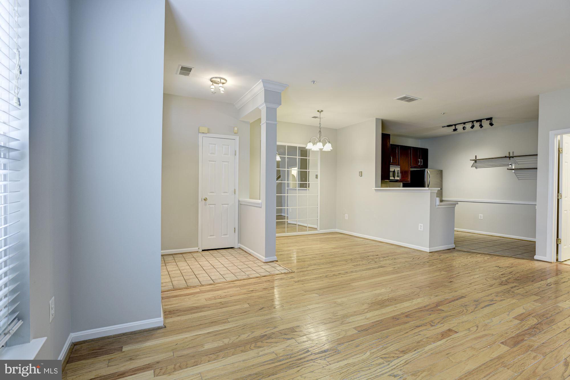 8714 Autumn Ridge Court Odenton, MD 21113 - Photo 8 of 43 Living Room