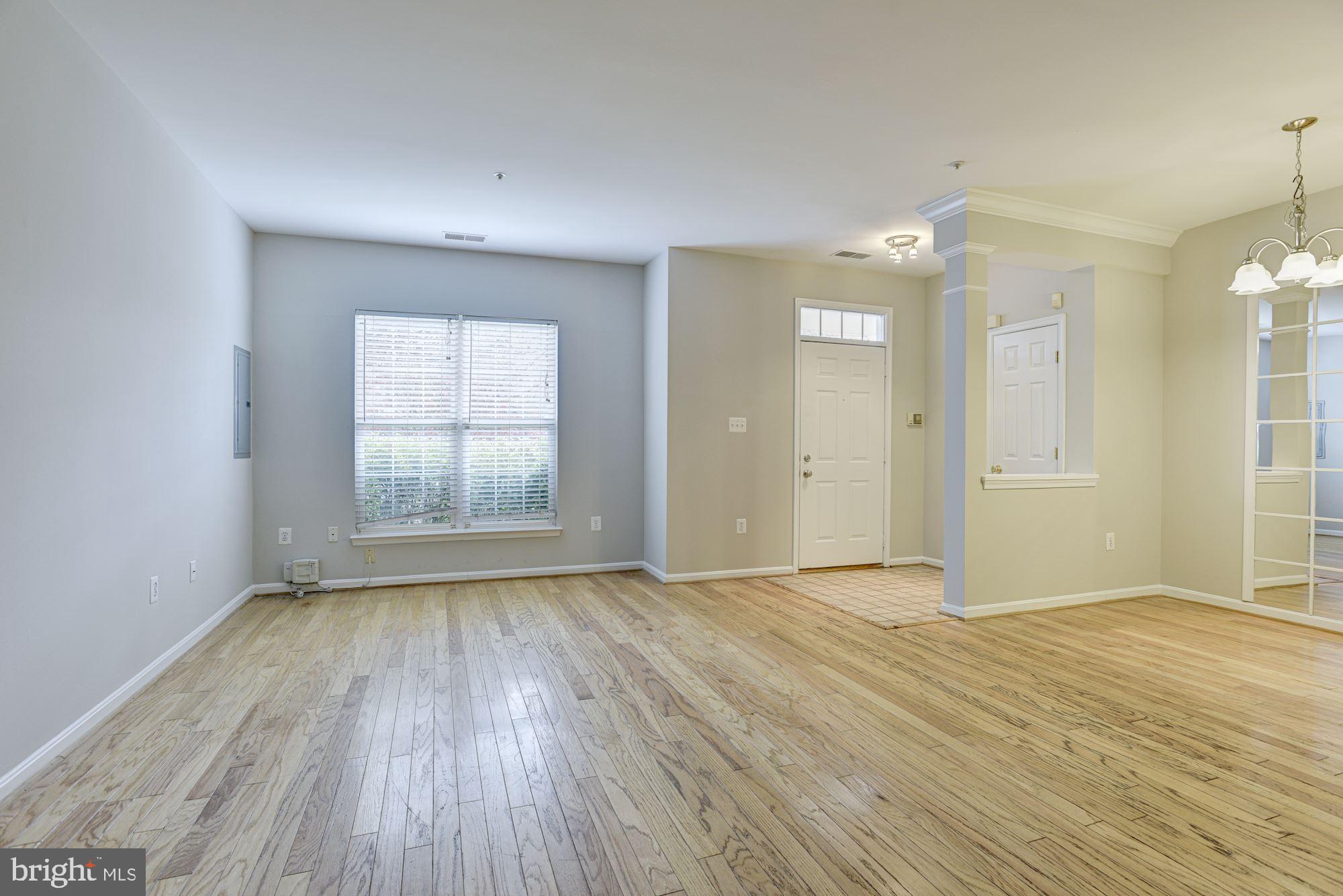 8714 Autumn Ridge Court Odenton, MD 21113 - Photo 9 of 43 Living Room