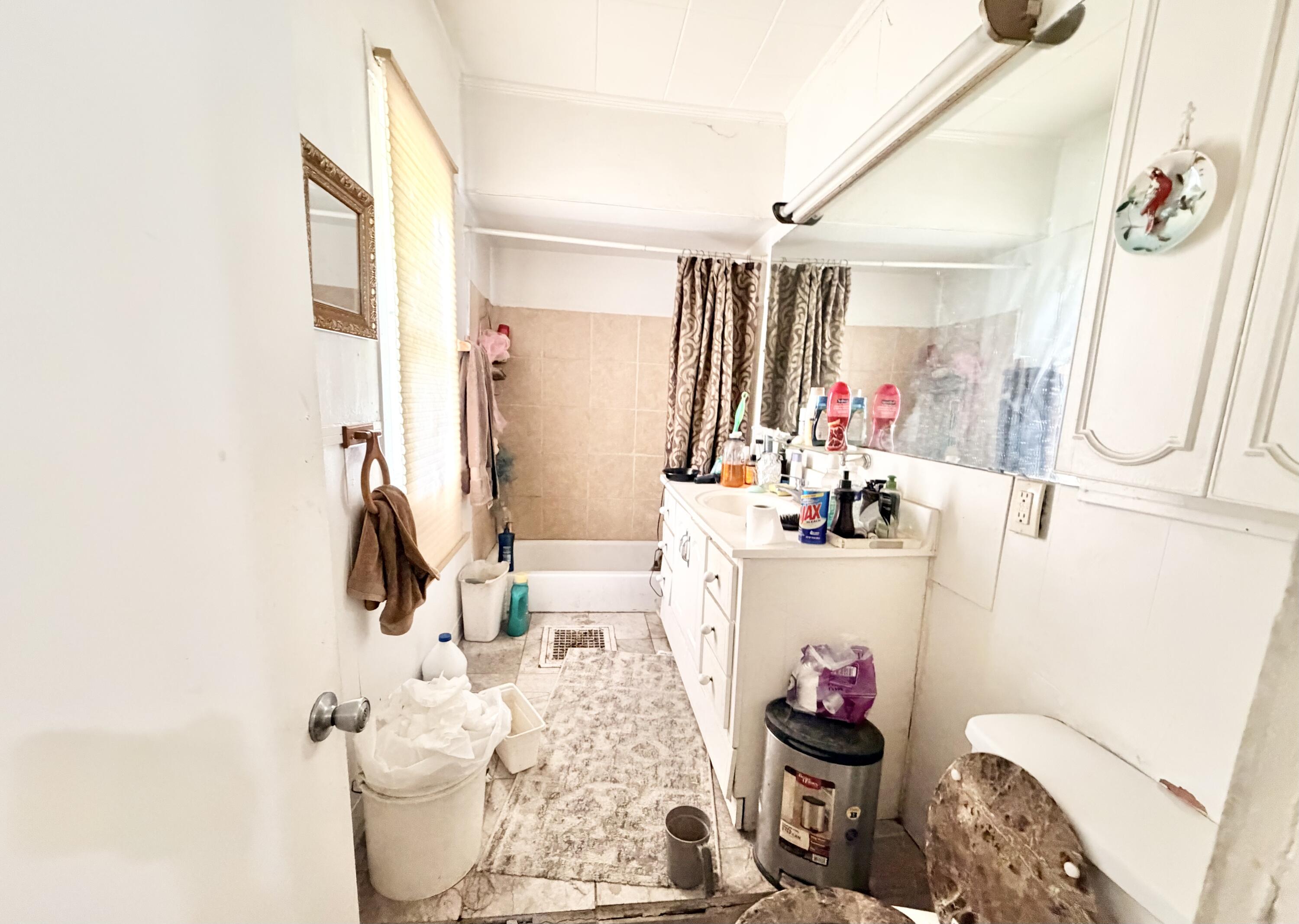 10 Webb Street Hammond, IN 46320 - Photo 11 of 13 3000x2135