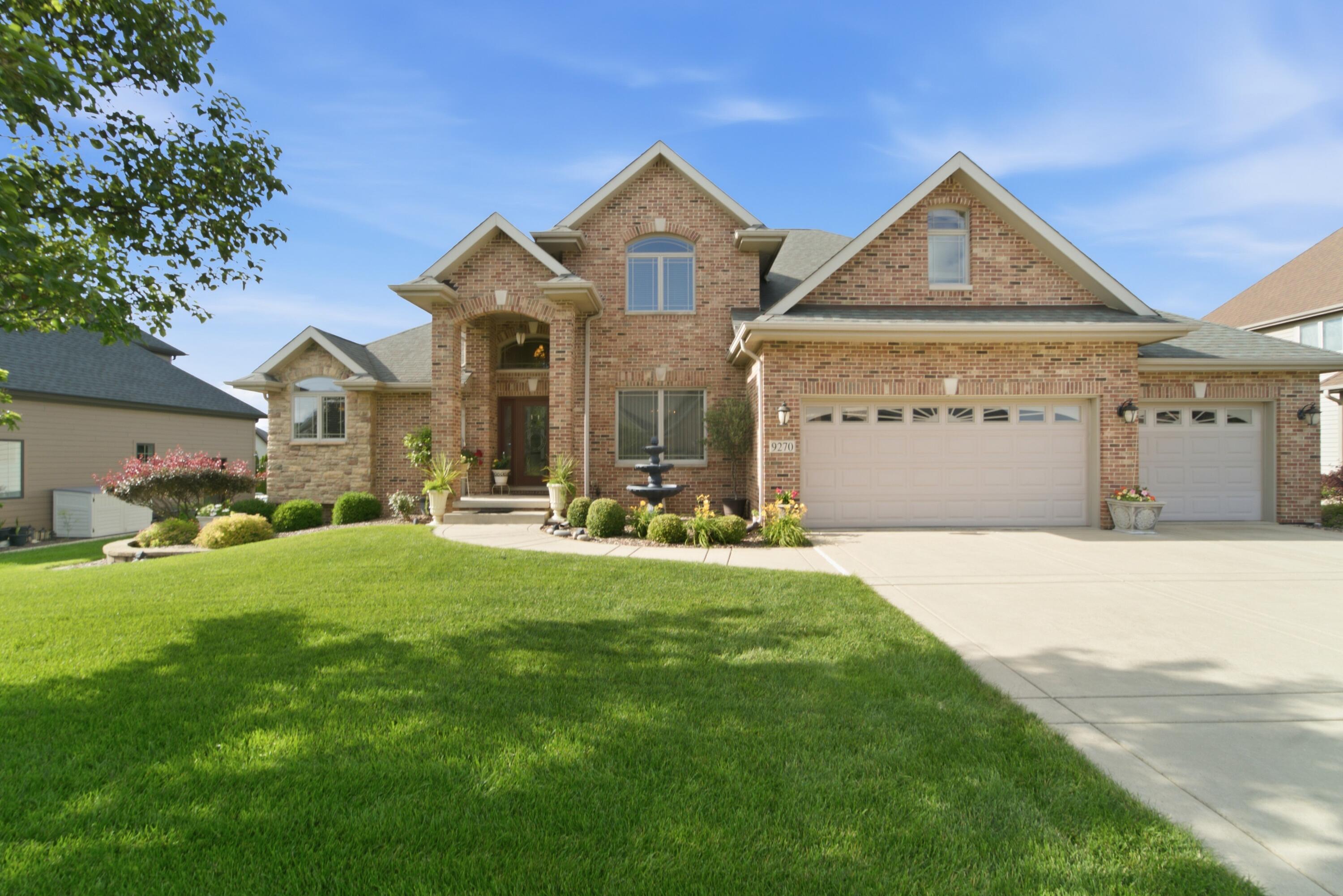 9270 Doubletree Drive North Crown Point, IN 46307 - Photo 1 of 50 3000x2003