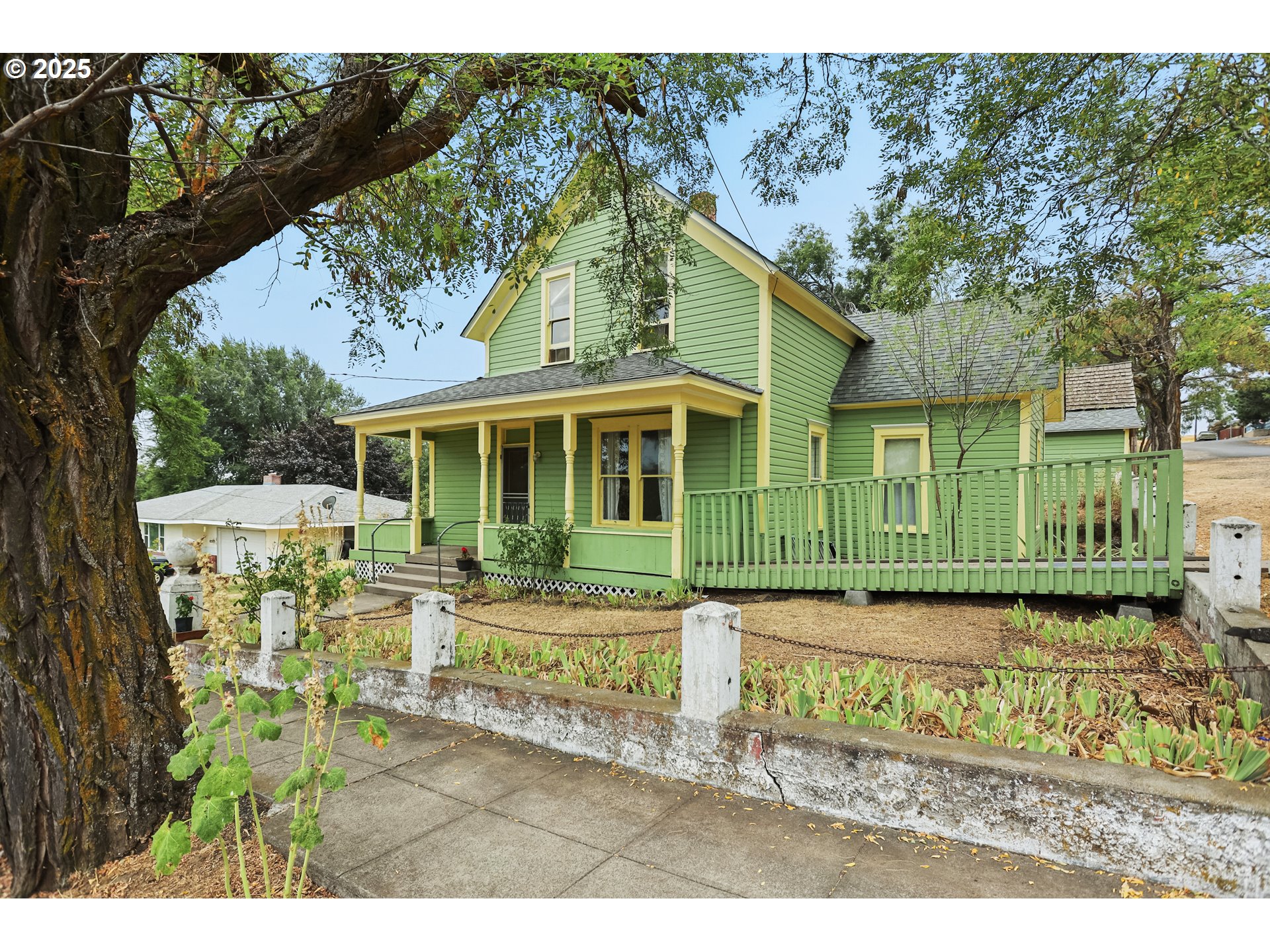 109 Bidwell Street Moro, OR 97039 - Photo 1 of 44