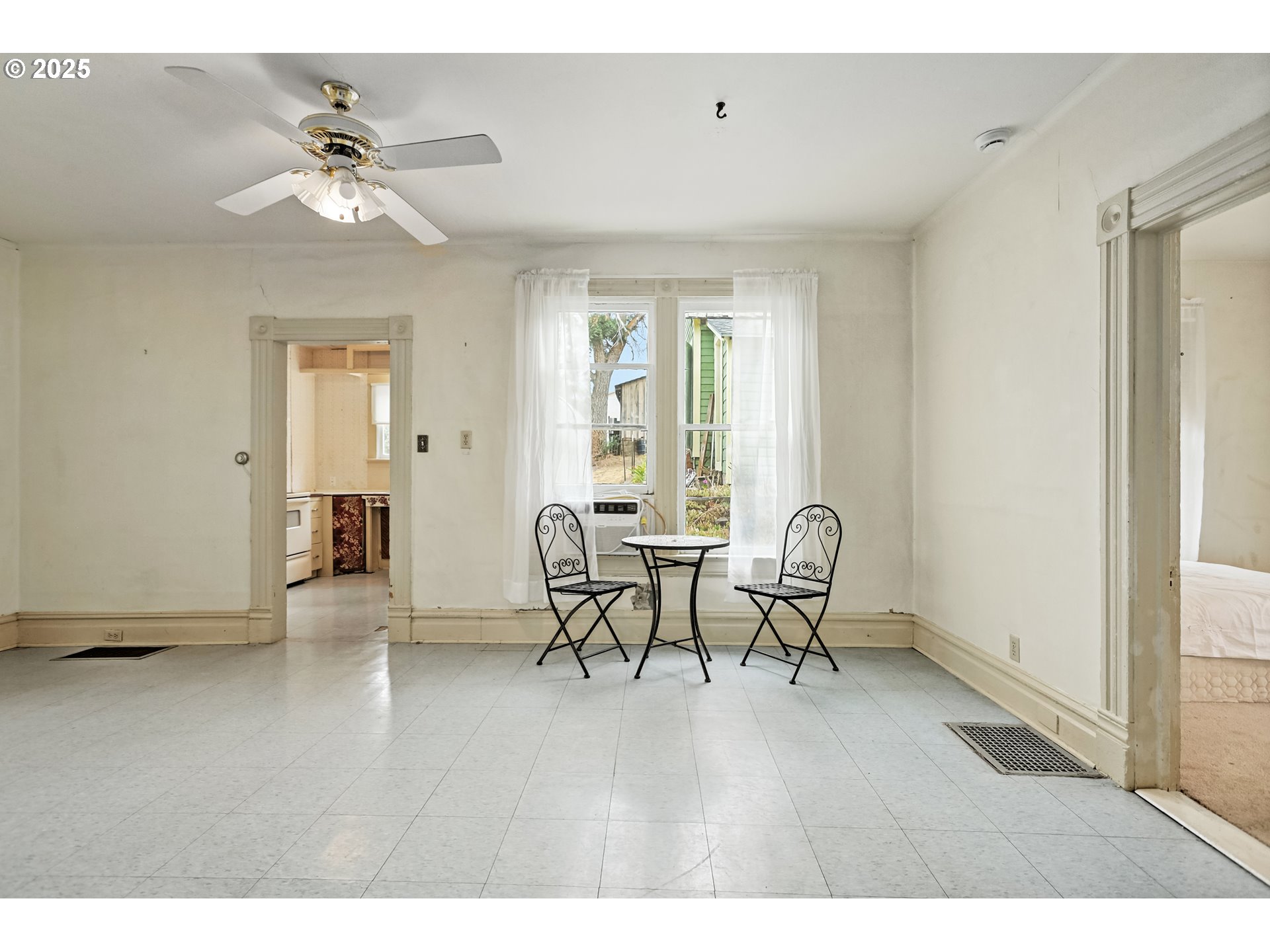 109 Bidwell Street Moro, OR 97039 - Photo 16 of 44