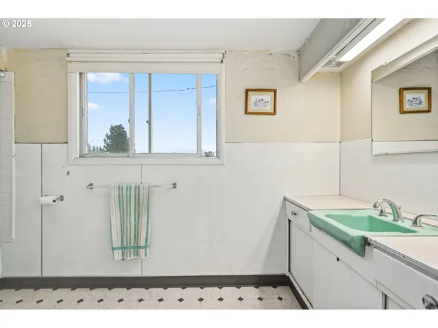 $196,500 | 109 Bidwell Street, Moro, OR 97039