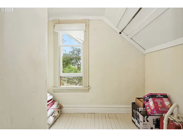 $196,500 | 109 Bidwell Street, Moro, OR 97039