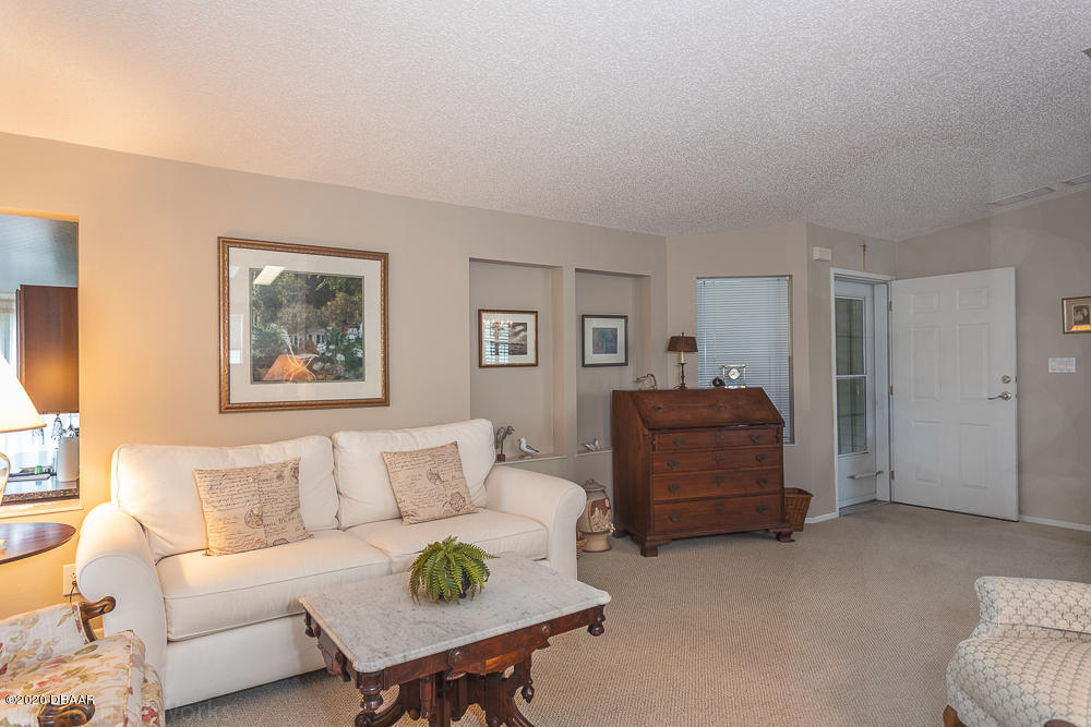 2 Front Entry Living Room