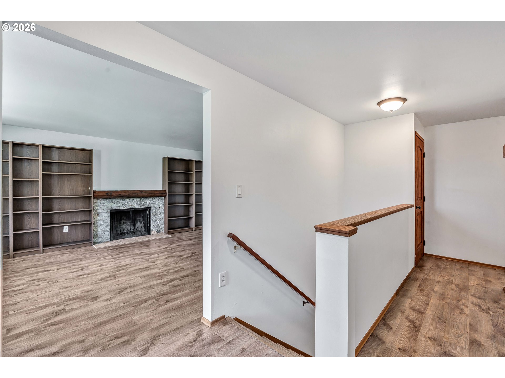 8025 Southwest Schiller Road Portland, OR 97225 - Photo 5 of 48