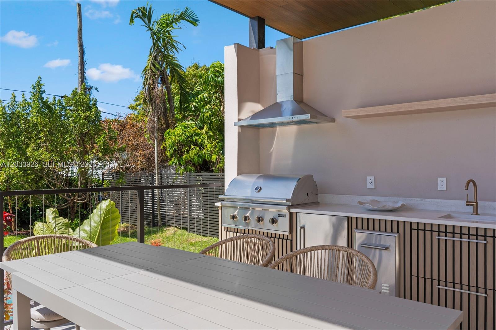 5854 Southwest 30th Street Miami, FL 33155 - Photo 49 of 53