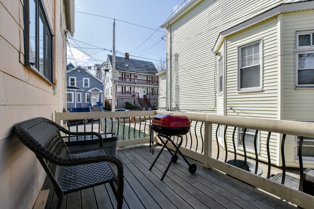 86 Reed Avenue Everett, MA 02149 - Photo 3 of 32 Gallery Image 3