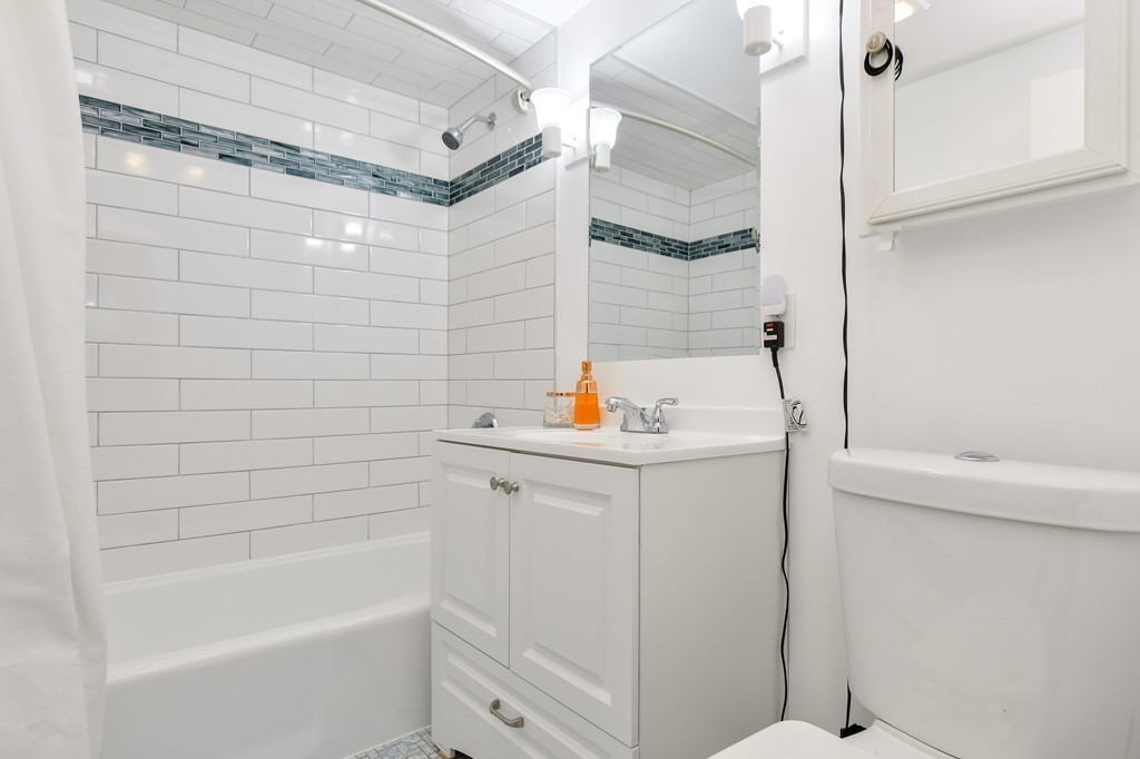 86 Reed Avenue Everett, MA 02149 - Photo 31 of 32 Gallery Image 31