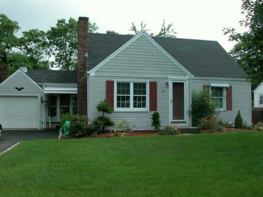 38 Delwood Road Warwick, RI 02889 - Photo 2 of 8 Other.